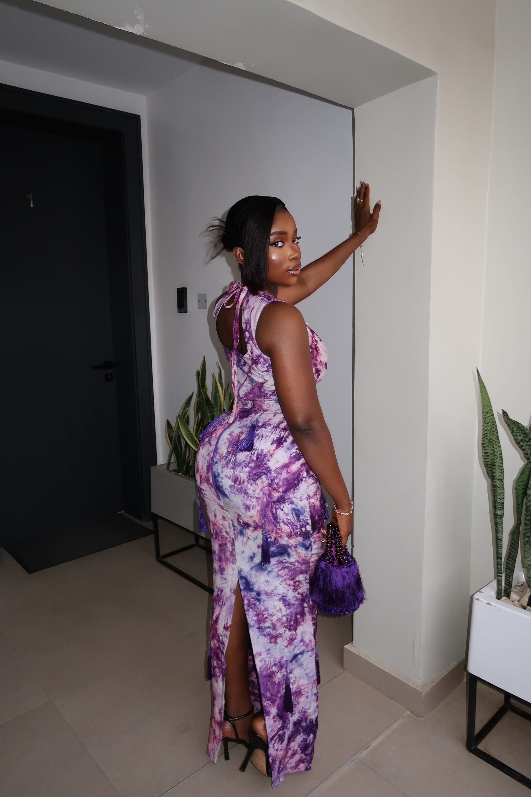 CUSTOM EWÁ DRESS - Image 3
